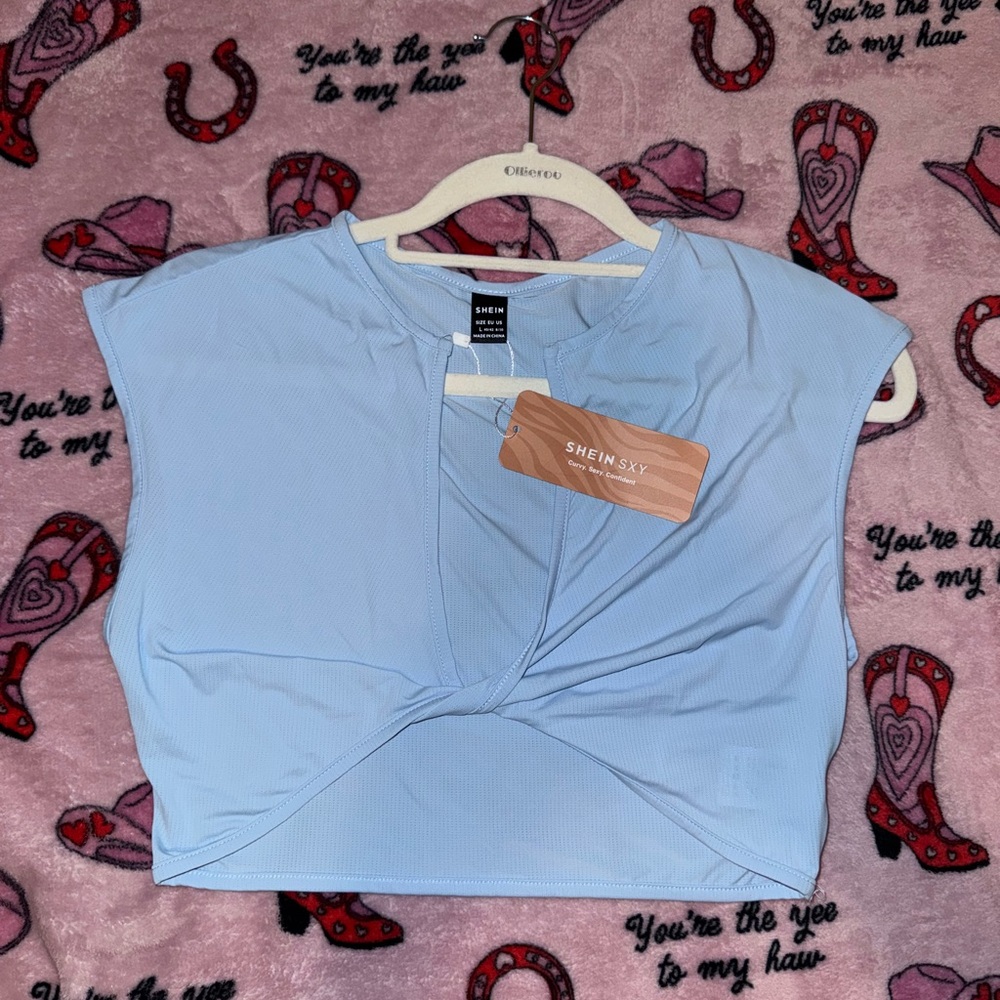 SHEIN SXY Twist Front Crop Tops